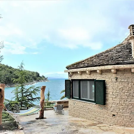 Holiday Home, Eremita, Amazing Place By The Sea Feriehus Milna (Brac)