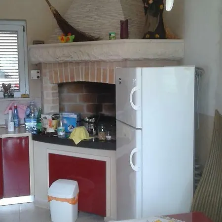 Holiday Home, Eremita, Amazing Place By The Sea *
