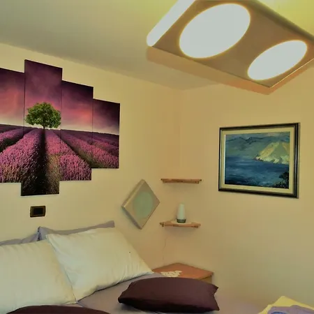 Holiday Home, Eremita, Amazing Place By The Sea * Milna (Brac)